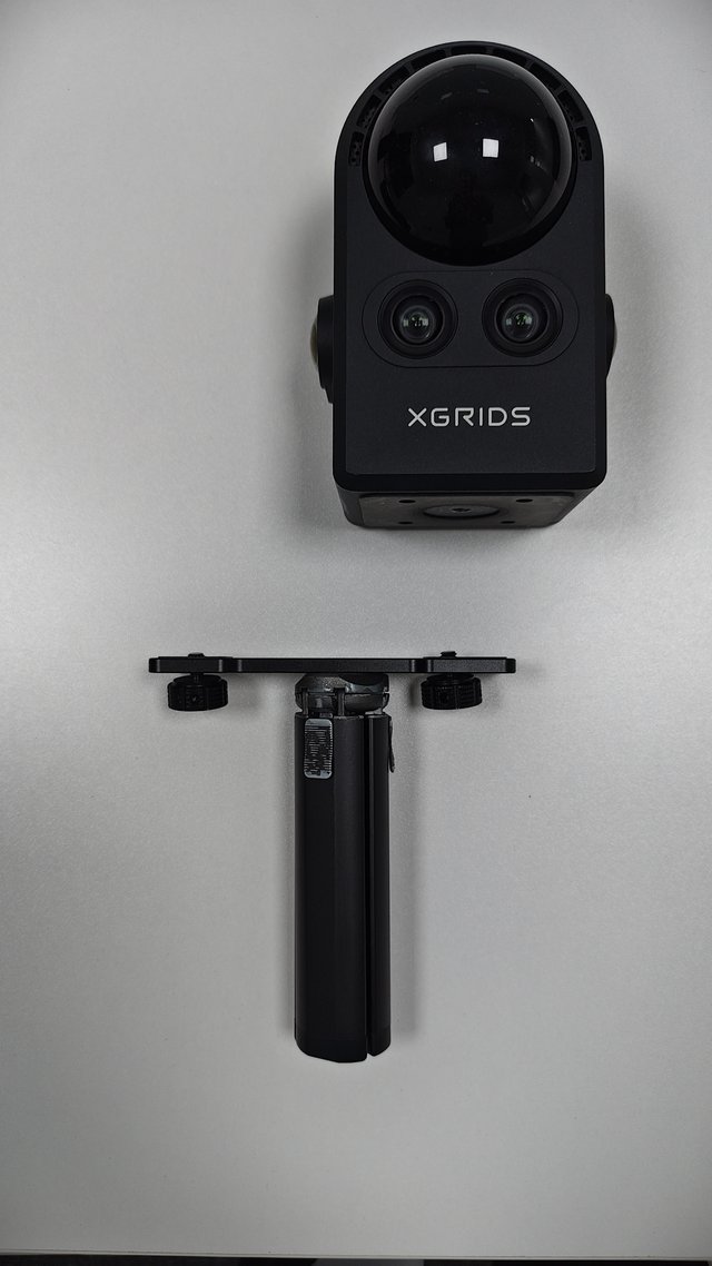 Instalacja PortalCam, krok 2: zainstaluj wspornik adaptera Stick Light