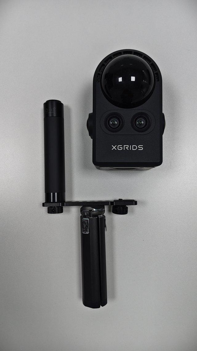Instalacja PortalCam, krok 3: zainstaluj obrotowy teleskopowy uchwyt